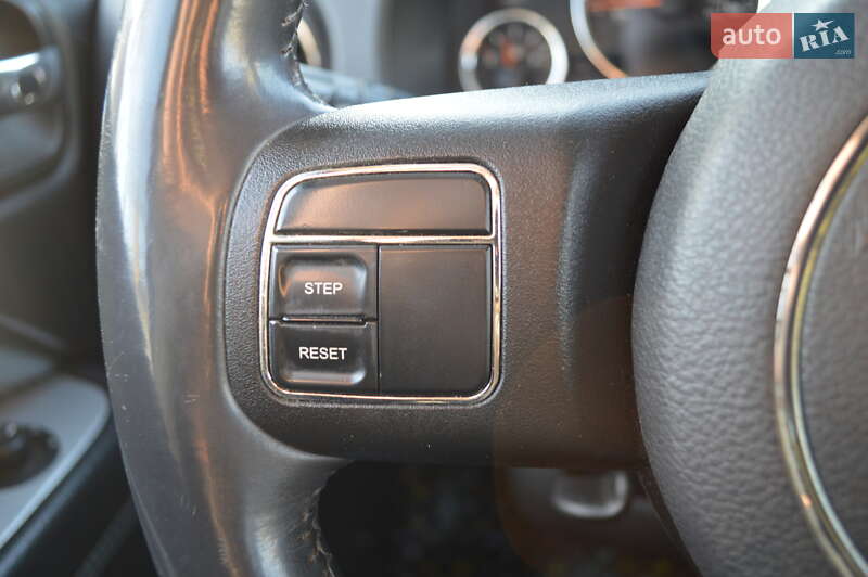 Позашляховик / Кросовер Jeep Compass 2013 в Одесі фото 20 Позашляховик / Кросовер Jeep Compass 2013 в Одесі