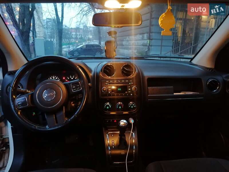 Внедорожник / Кроссовер Jeep Compass 2013 в Киеве