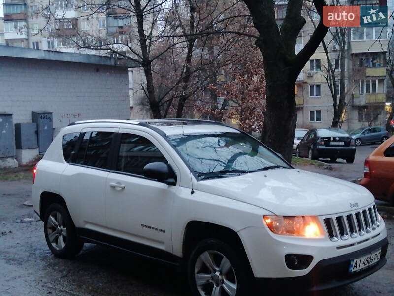 Внедорожник / Кроссовер Jeep Compass 2013 в Киеве
