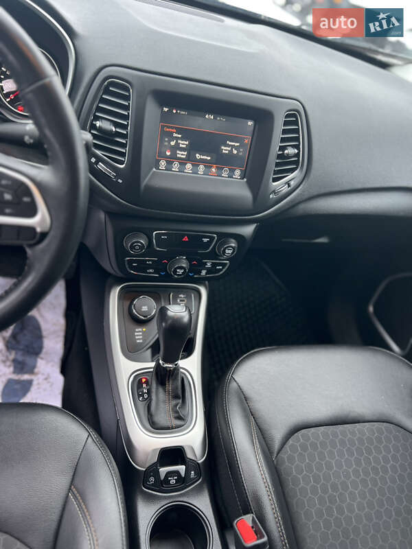 Внедорожник / Кроссовер Jeep Compass 2018 в Ровно фото 9 Внедорожник / Кроссовер Jeep Compass 2018 в Ровно