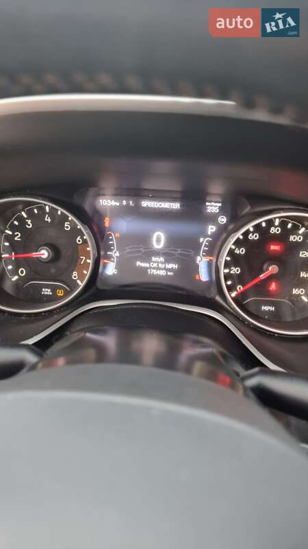 Внедорожник / Кроссовер Jeep Compass 2018 в Киеве