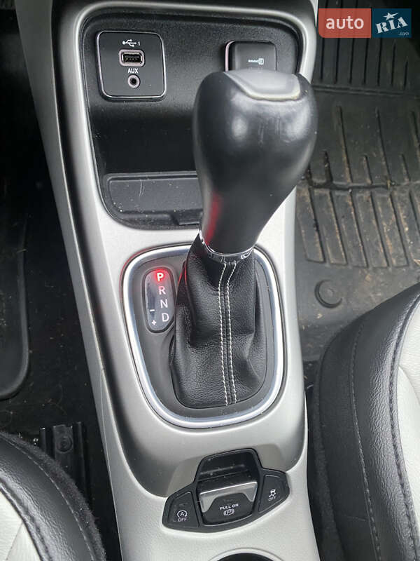 Внедорожник / Кроссовер Jeep Compass 2019 в Киеве