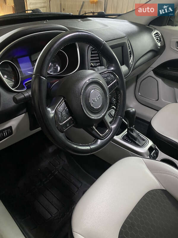 Внедорожник / Кроссовер Jeep Compass 2019 в Киеве