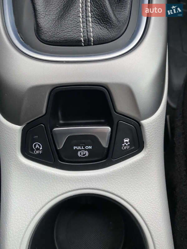 Внедорожник / Кроссовер Jeep Compass 2019 в Киеве