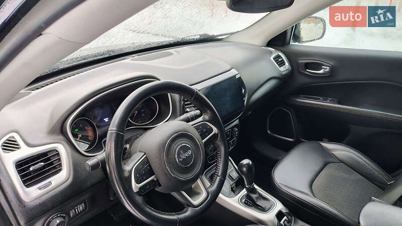 Внедорожник / Кроссовер Jeep Compass 2018 в Ромнах фото 7 Внедорожник / Кроссовер Jeep Compass 2018 в Ромнах