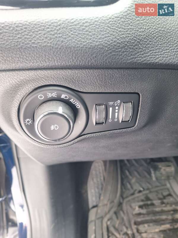 Внедорожник / Кроссовер Jeep Compass 2017 в Киеве фото 23 Внедорожник / Кроссовер Jeep Compass 2017 в Киеве