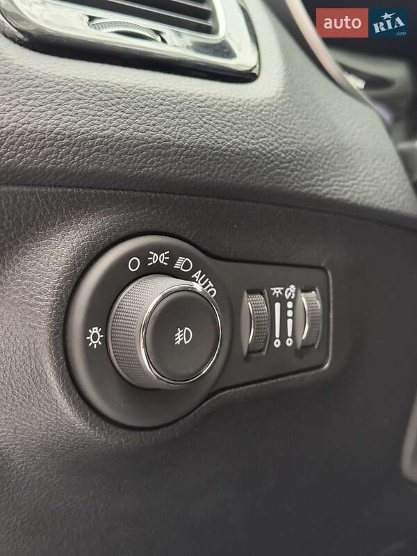 Внедорожник / Кроссовер Jeep Compass 2019 в Сумах