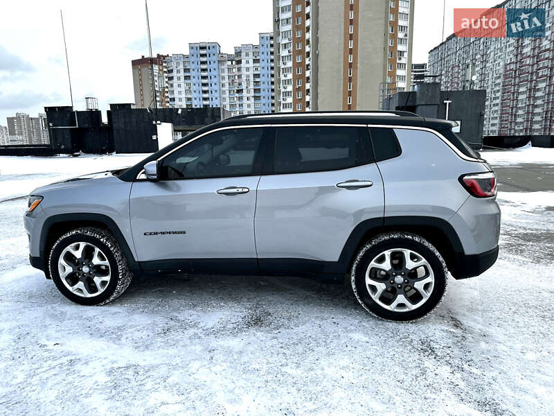 Внедорожник / Кроссовер Jeep Compass 2019 в Киеве