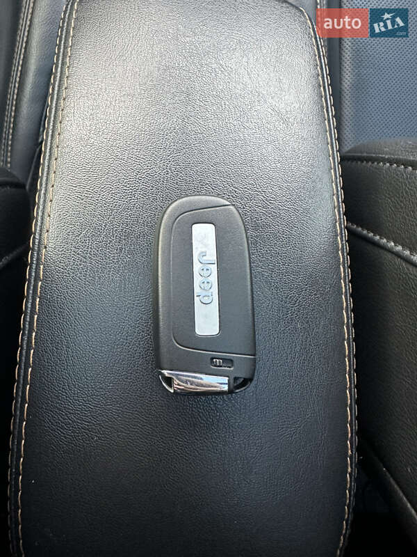 Внедорожник / Кроссовер Jeep Compass 2019 в Киеве