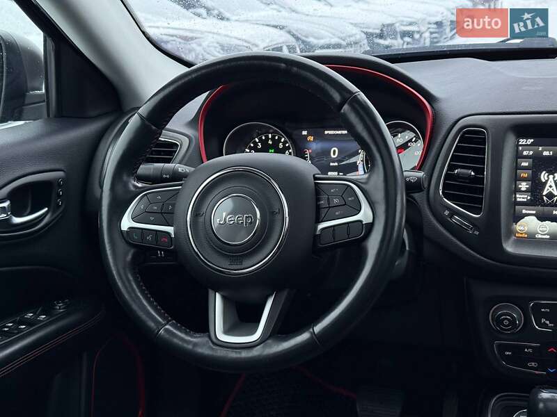 Внедорожник / Кроссовер Jeep Compass 2020 в Киеве