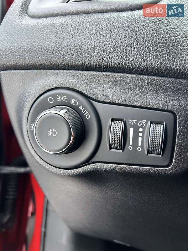 Внедорожник / Кроссовер Jeep Compass 2020 в Сумах