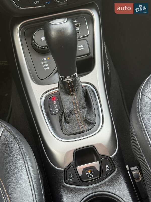 Внедорожник / Кроссовер Jeep Compass 2017 в Сумах фото 29 Внедорожник / Кроссовер Jeep Compass 2017 в Сумах