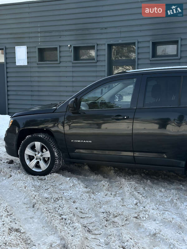 Внедорожник / Кроссовер Jeep Compass 2011 в Ивано-Франковске