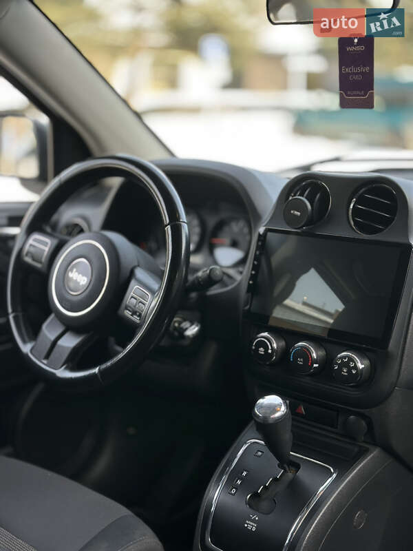 Внедорожник / Кроссовер Jeep Compass 2011 в Ивано-Франковске