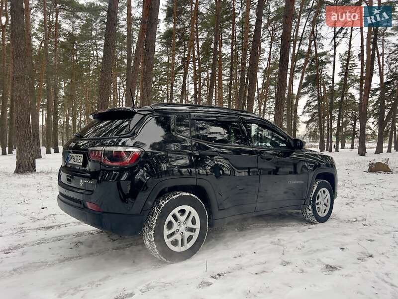 Внедорожник / Кроссовер Jeep Compass 2018 в Сумах