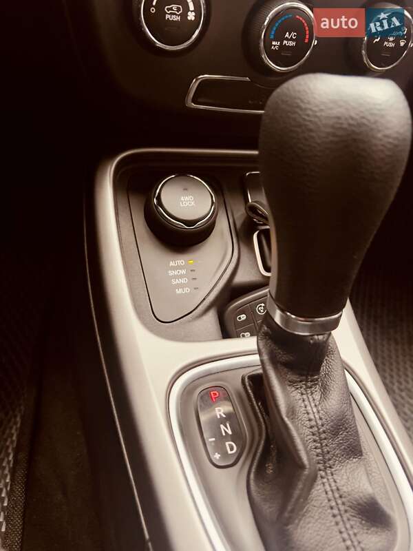 Внедорожник / Кроссовер Jeep Compass 2018 в Сумах