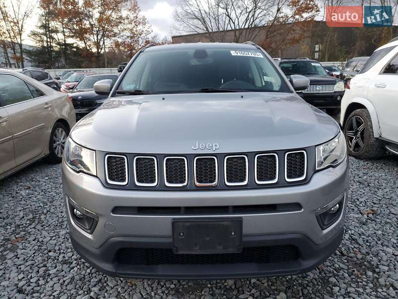 Внедорожник / Кроссовер Jeep Compass 2020 в Киеве