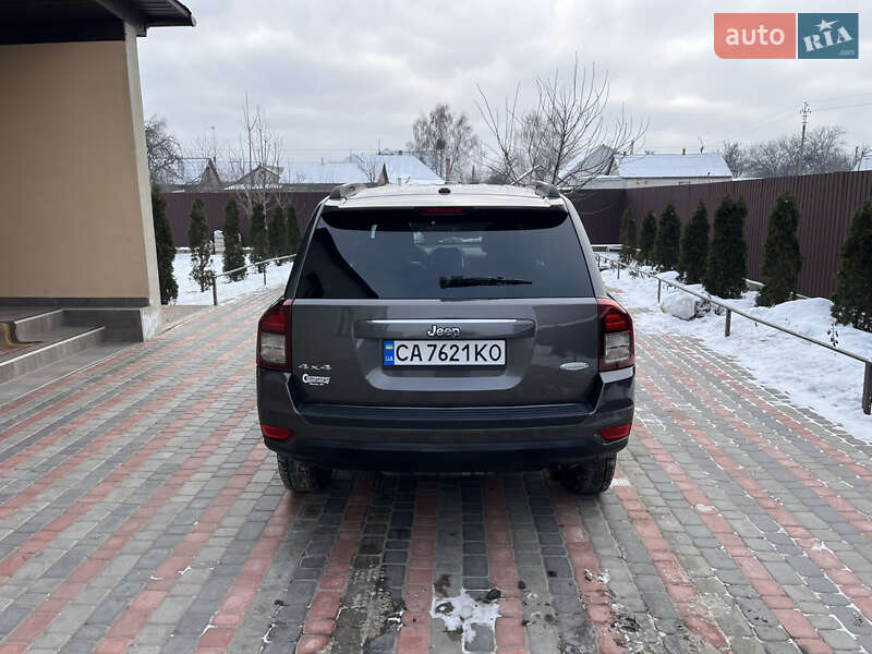 Внедорожник / Кроссовер Jeep Compass 2016 в Черкассах