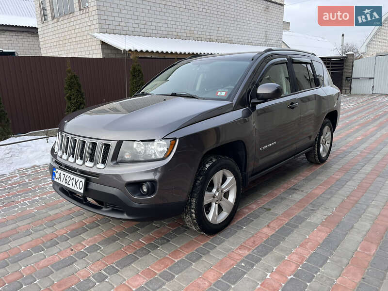 Внедорожник / Кроссовер Jeep Compass 2016 в Черкассах