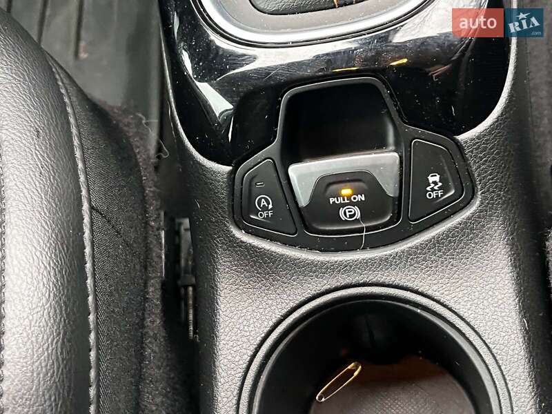 Внедорожник / Кроссовер Jeep Compass 2017 в Киеве