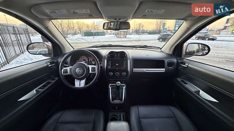 Позашляховик / Кросовер Jeep Compass 2015 в Києві