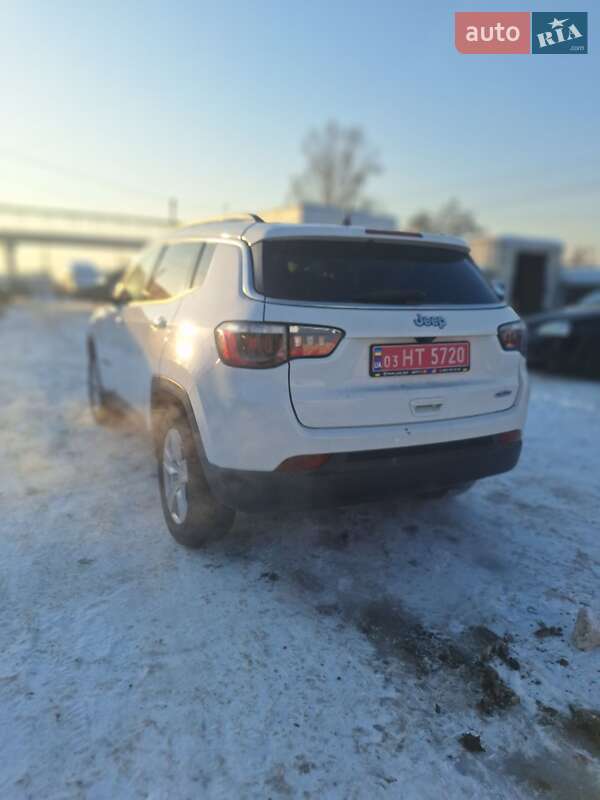 Внедорожник / Кроссовер Jeep Compass 2022 в Киеве