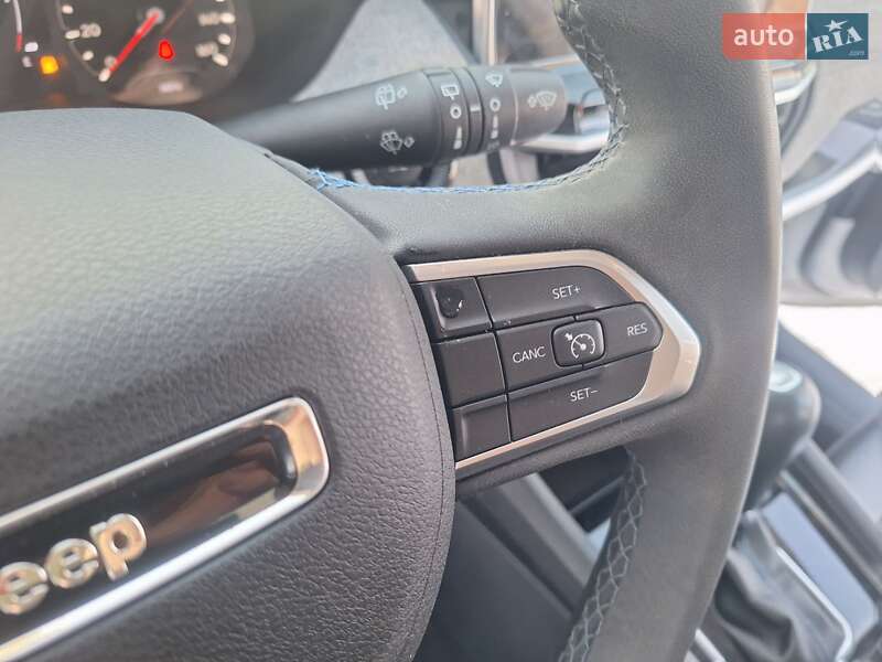 Внедорожник / Кроссовер Jeep Compass 2022 в Киеве