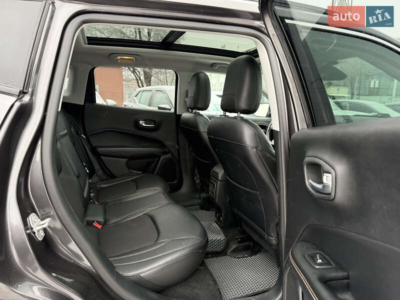 Внедорожник / Кроссовер Jeep Compass 2017 в Полтаве фото 28 Внедорожник / Кроссовер Jeep Compass 2017 в Полтаве