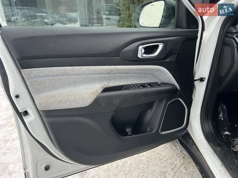 Внедорожник / Кроссовер Jeep Compass 2023 в Львове фото 10 Внедорожник / Кроссовер Jeep Compass 2023 в Львове
