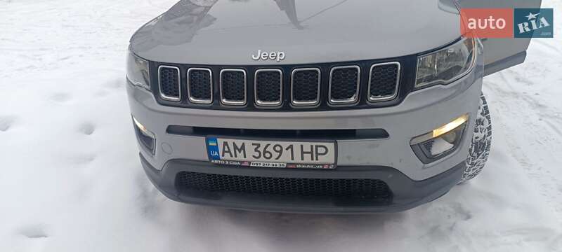 Внедорожник / Кроссовер Jeep Compass 2017 в Бердичеве