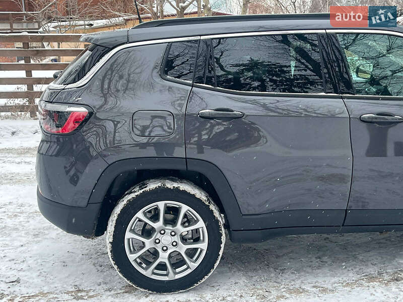 Позашляховик / Кросовер Jeep Compass 2024 в Києві