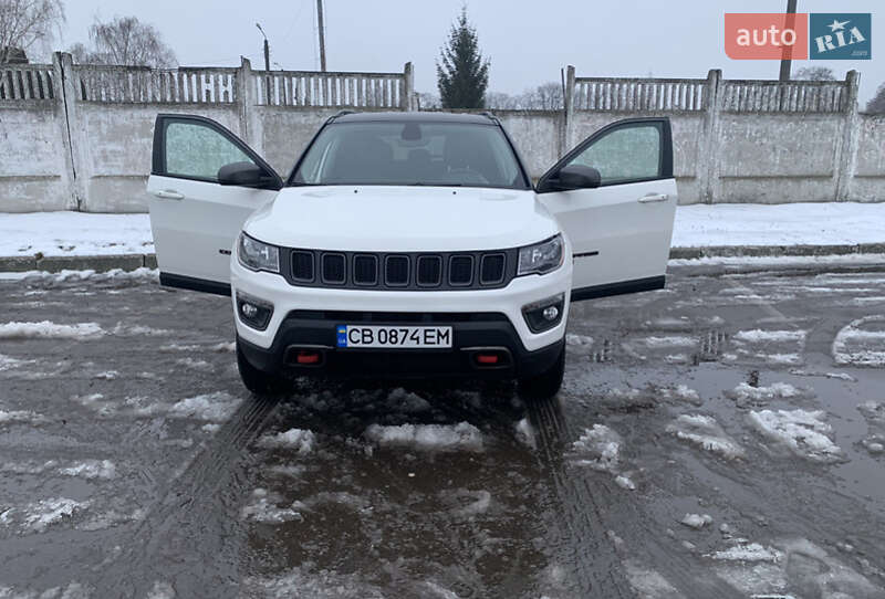 2019 Jeep Compass, VIN 3C4NJDDB2KT688112:plate — zdjęcie 1 (autoria)