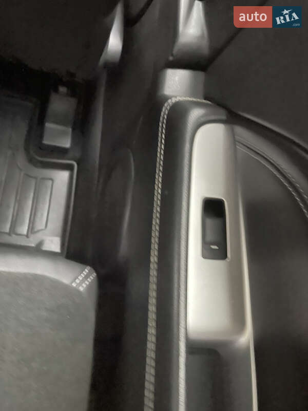 Внедорожник / Кроссовер Jeep Compass 2013 в Киеве фото 24 Внедорожник / Кроссовер Jeep Compass 2013 в Киеве