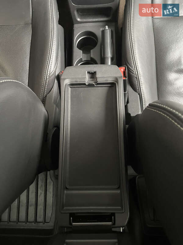 Внедорожник / Кроссовер Jeep Compass 2013 в Киеве фото 32 Внедорожник / Кроссовер Jeep Compass 2013 в Киеве