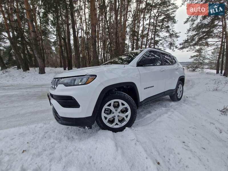 Внедорожник / Кроссовер Jeep Compass 2024 в Киеве