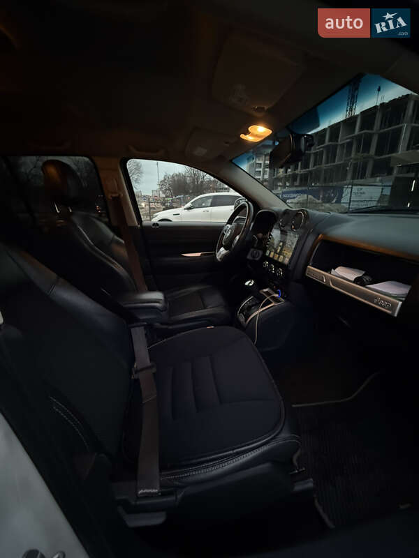 Позашляховик / Кросовер Jeep Compass 2015 в Ужгороді