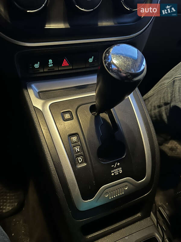 Позашляховик / Кросовер Jeep Compass 2015 в Дніпрі