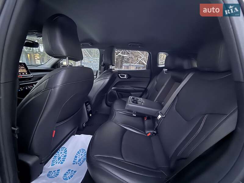 Позашляховик / Кросовер Jeep Compass 2023 в Рівному