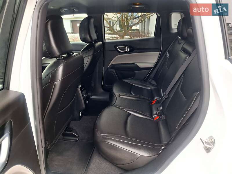 Внедорожник / Кроссовер Jeep Compass 2024 в Ивано-Франковске фото 25 Внедорожник / Кроссовер Jeep Compass 2024 в Ивано-Франковске