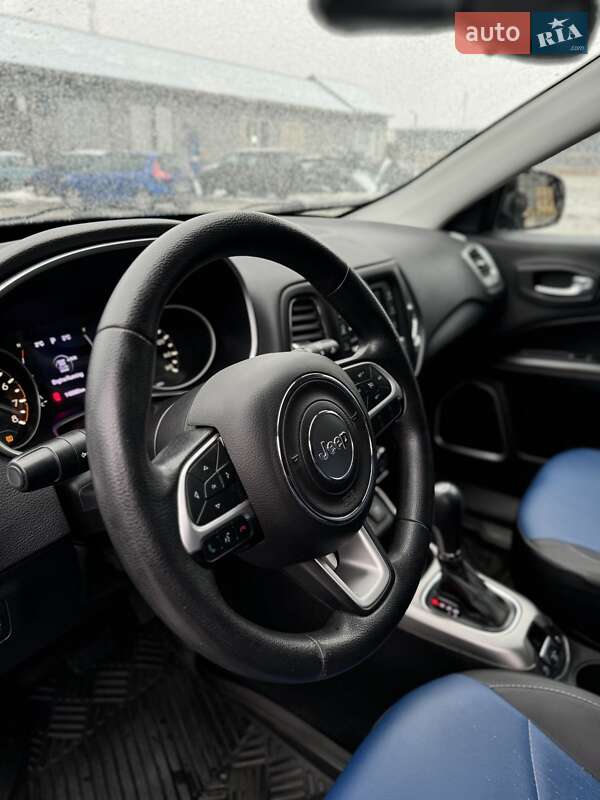 Позашляховик / Кросовер Jeep Compass 2017 в Сумах
