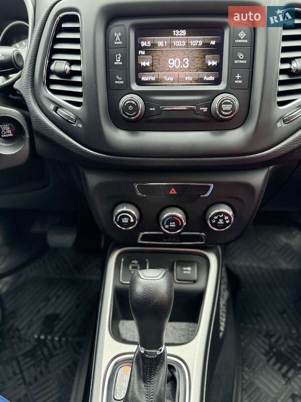 Позашляховик / Кросовер Jeep Compass 2017 в Сумах