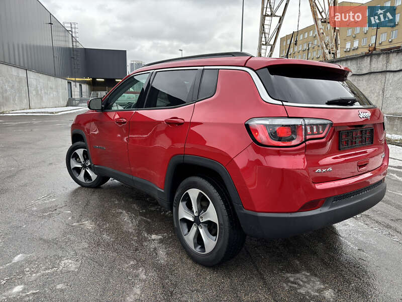 Внедорожник / Кроссовер Jeep Compass 2017 в Киеве