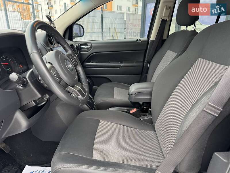 Внедорожник / Кроссовер Jeep Compass 2012 в Виннице