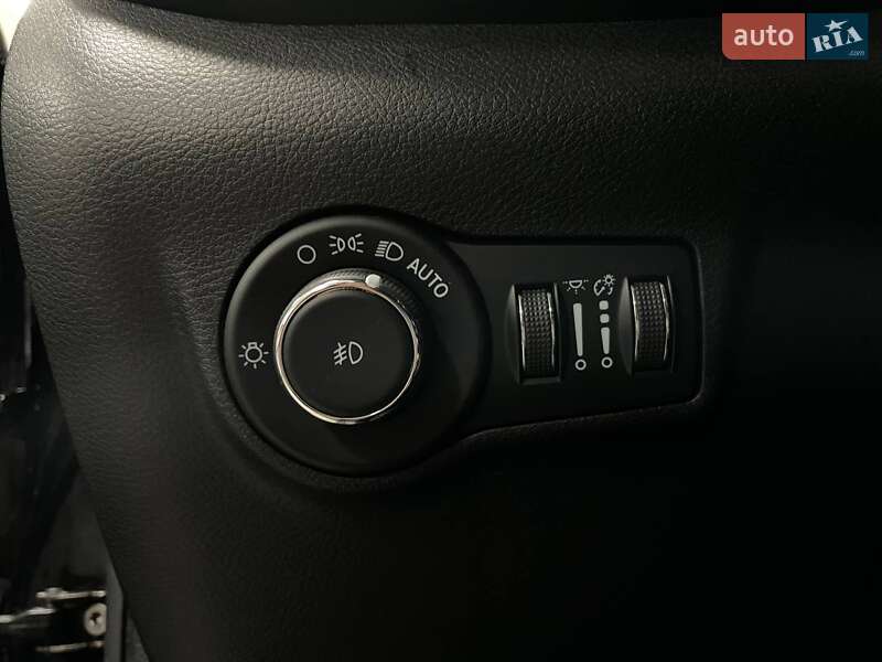 Внедорожник / Кроссовер Jeep Compass 2023 в Киеве фото 23 Внедорожник / Кроссовер Jeep Compass 2023 в Киеве