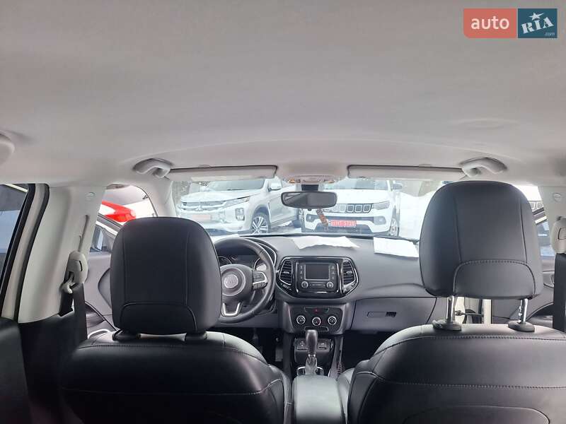 Внедорожник / Кроссовер Jeep Compass 2018 в Киеве фото 38 Внедорожник / Кроссовер Jeep Compass 2018 в Киеве