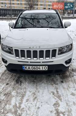 Внедорожник / Кроссовер Jeep Compass 2016 в Киеве