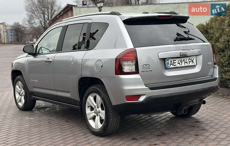Позашляховик / Кросовер Jeep Compass 2015 в Дніпрі фото 14 Позашляховик / Кросовер Jeep Compass 2015 в Дніпрі