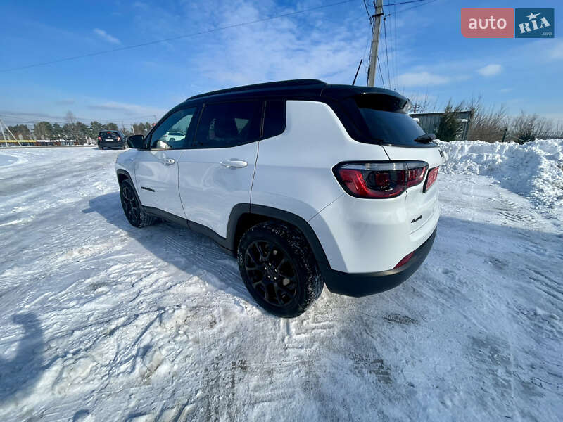 Позашляховик / Кросовер Jeep Compass 2024 в Києві фото 14 Позашляховик / Кросовер Jeep Compass 2024 в Києві