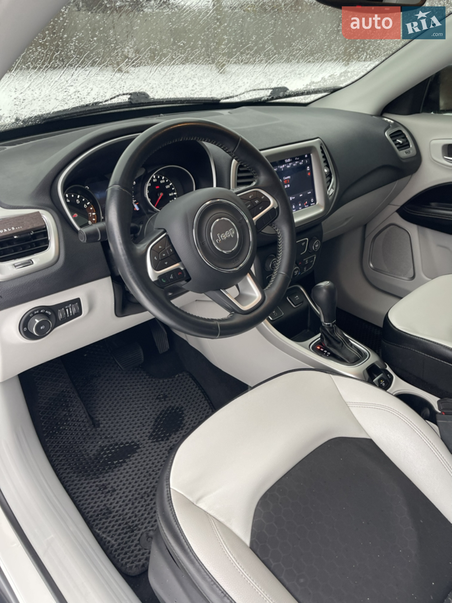 2017 Jeep Compass - мініатюра 10