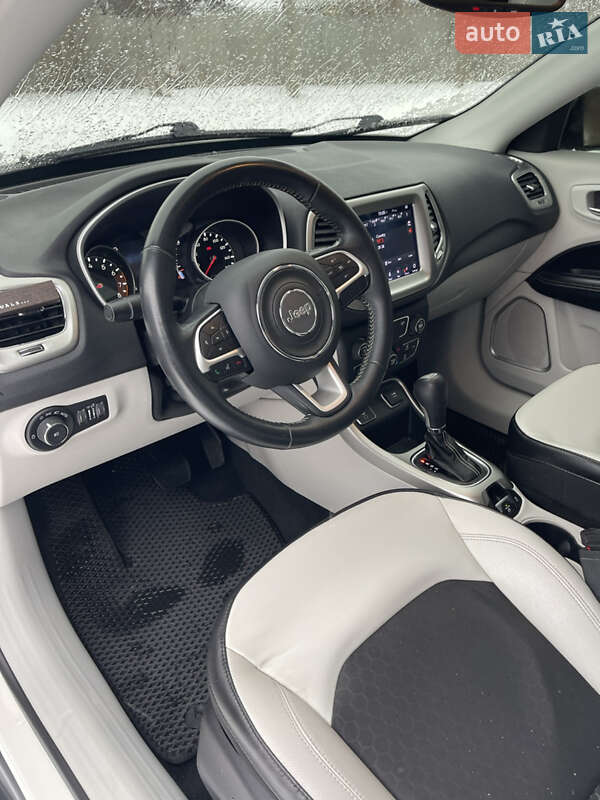 Позашляховик / Кросовер Jeep Compass 2017 в Харкові